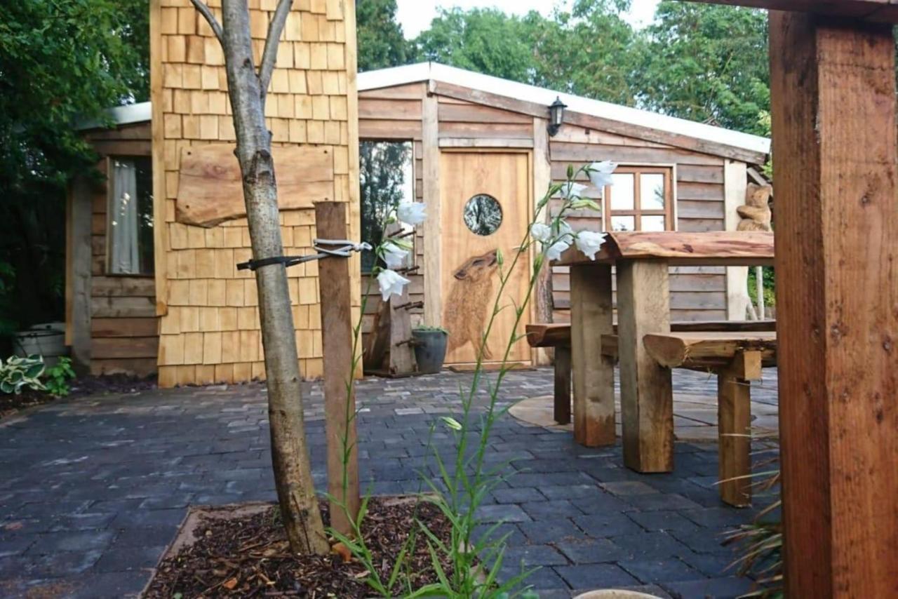 Charming 2-Bed Cabin In サットン・コールドフィールド エクステリア 写真